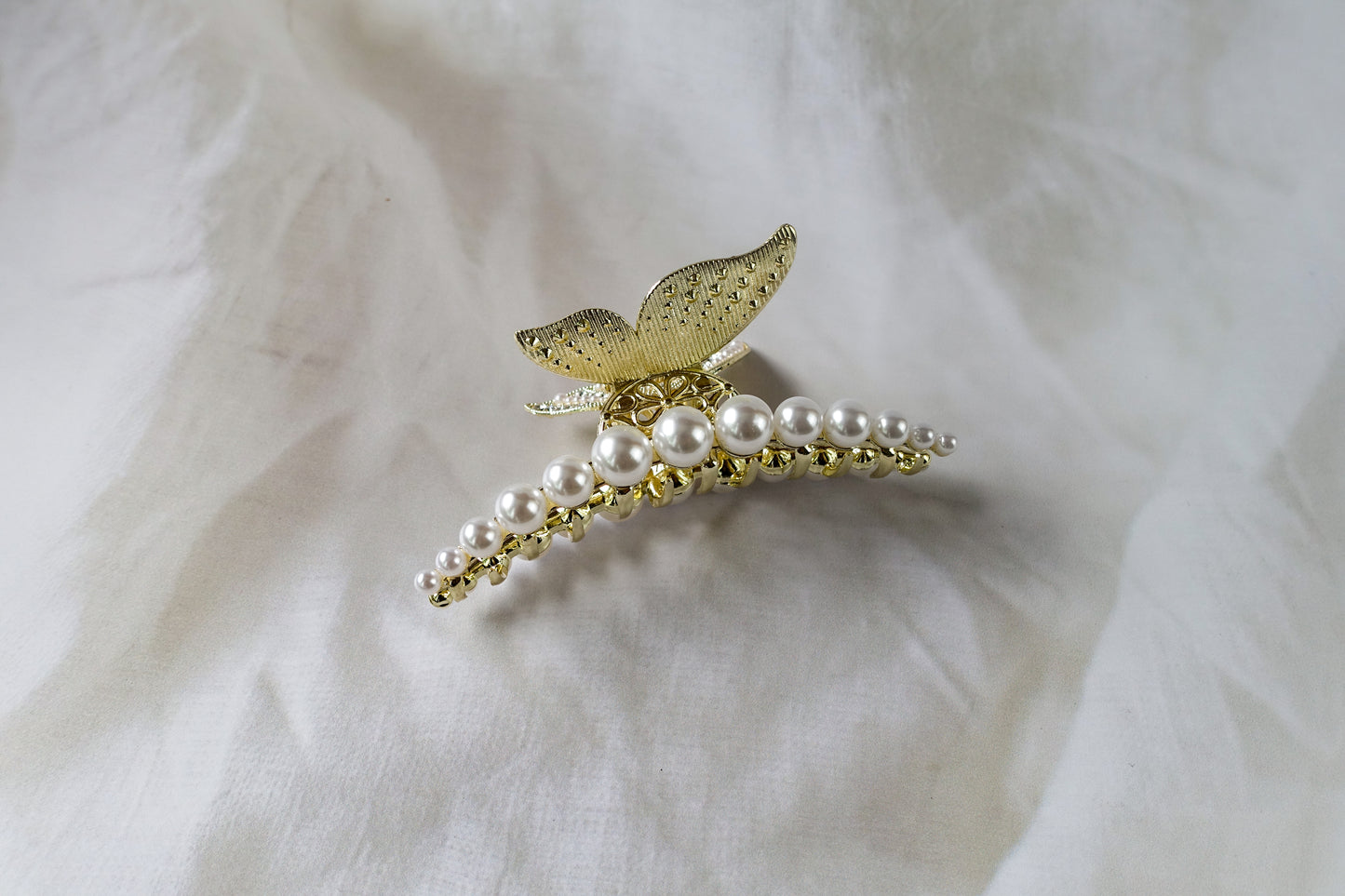 Monarch Pearl Clip