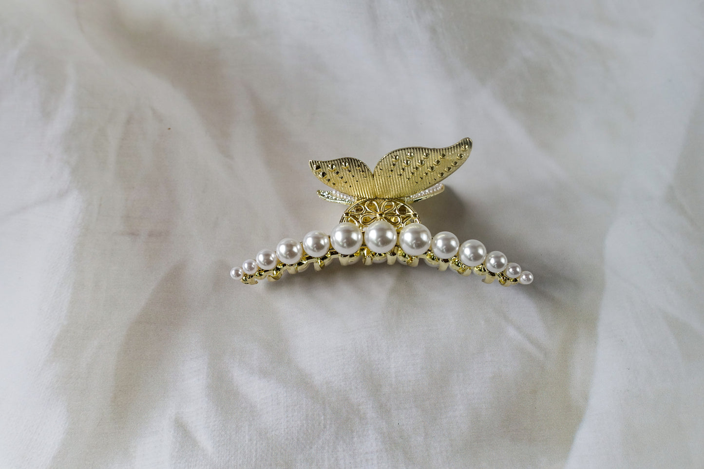 Monarch Pearl Clip