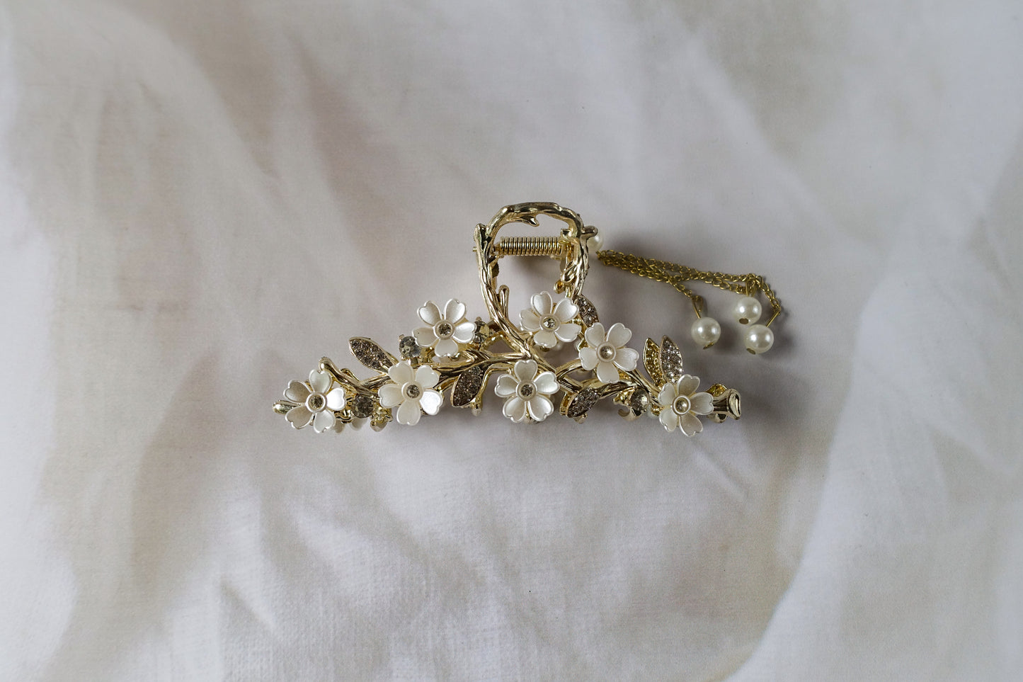 Peral Cascade Clip