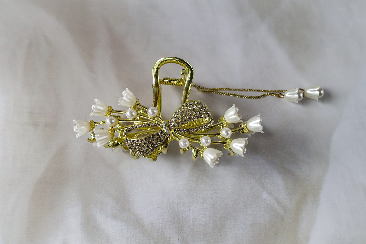 Lily Bow Clip