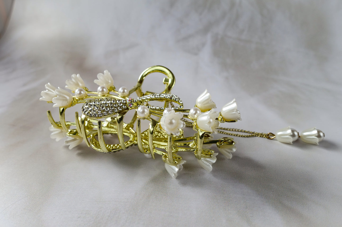 Lily Bow Clip