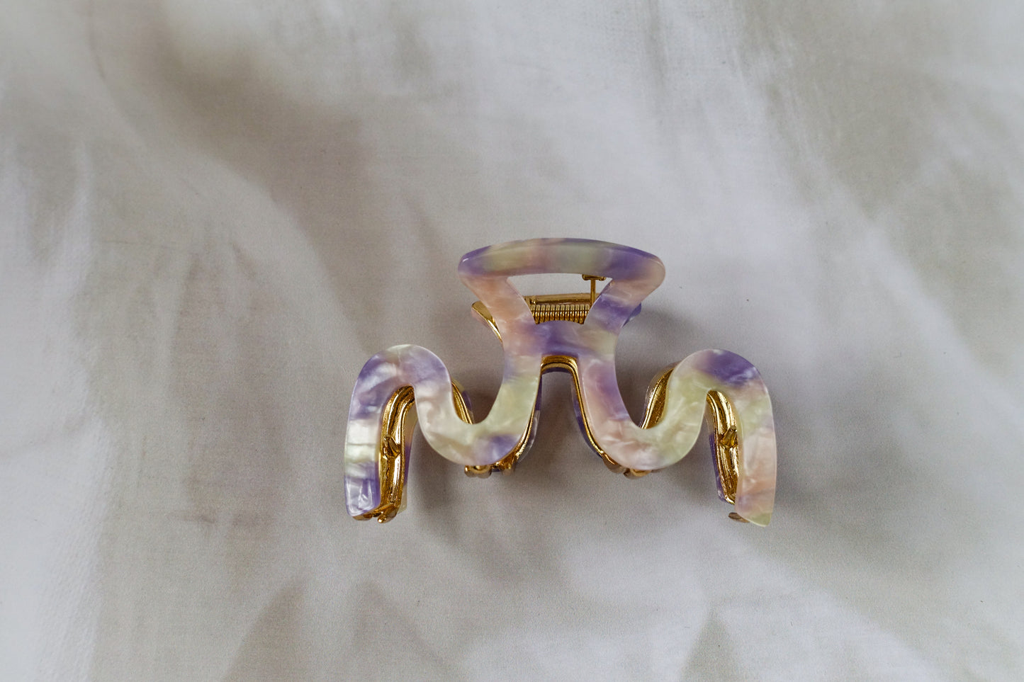Lavender Mist Claw