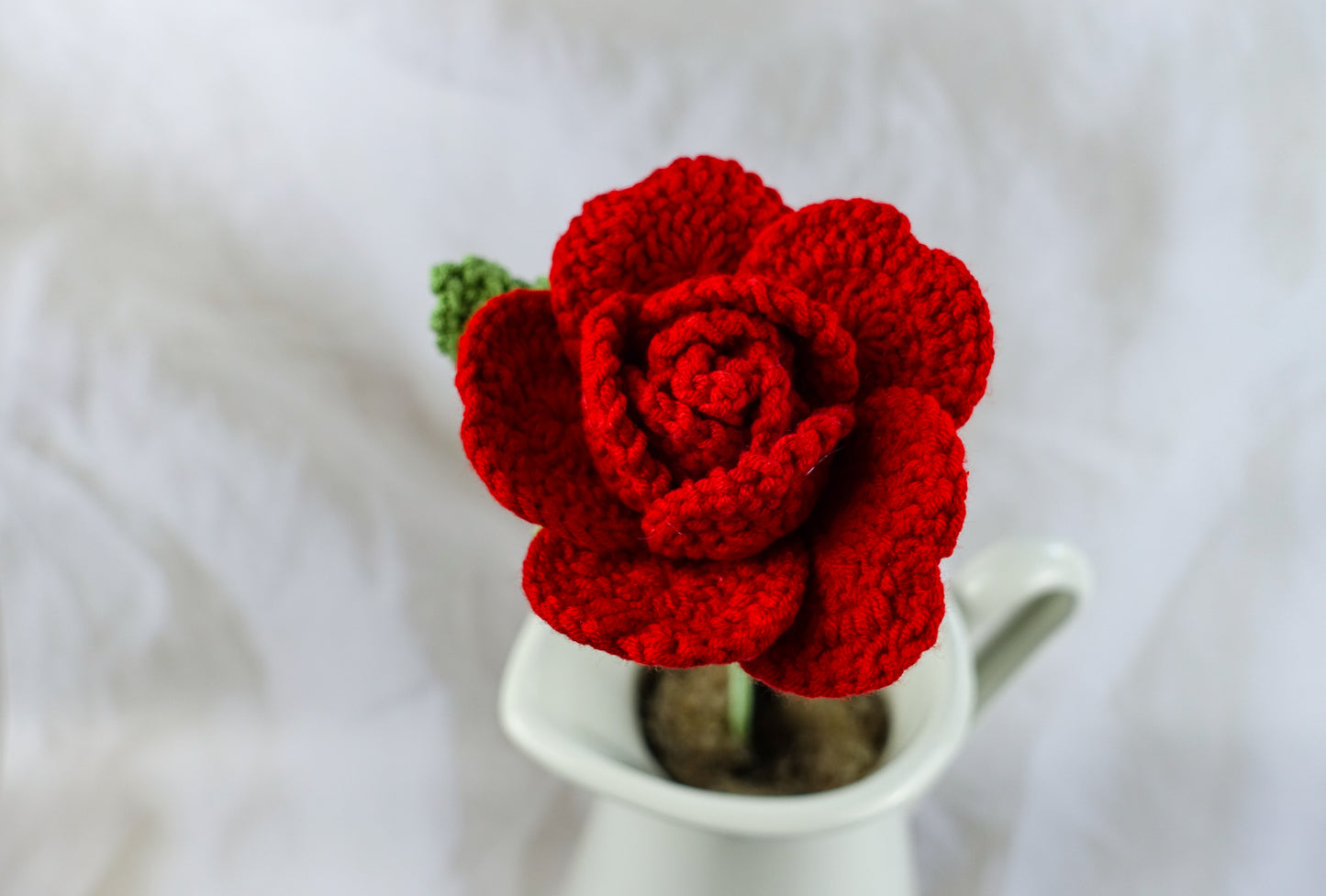 Yanzi Rose - Red