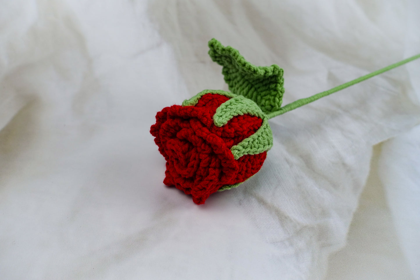 Luoshen Rose- Red