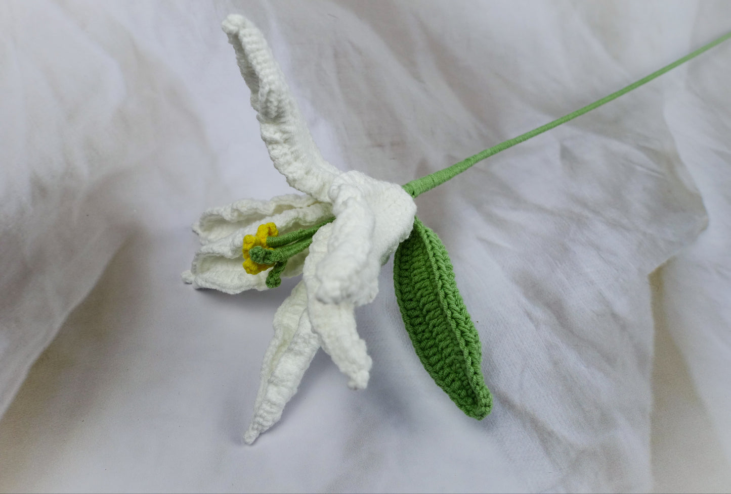 Lily - White