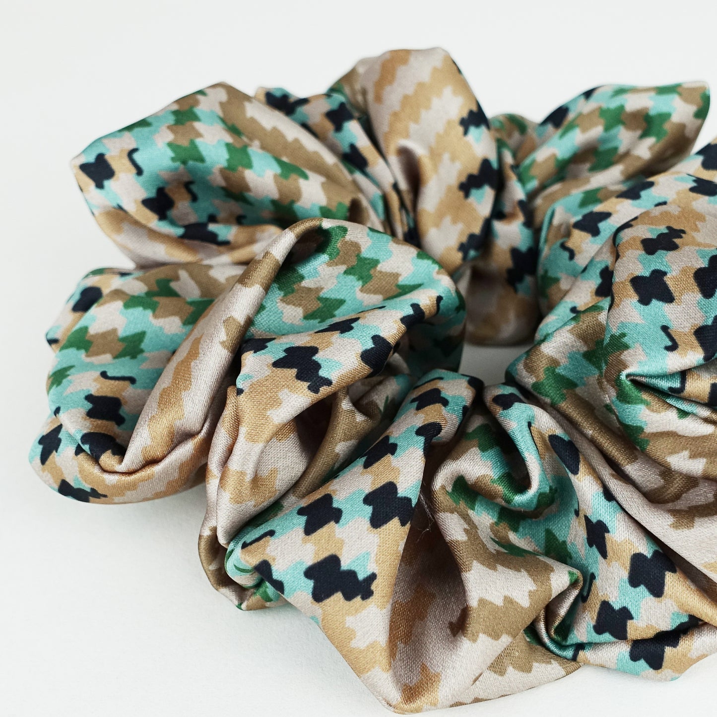 Olivia Large Scrunchie